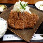 とんかつ いしかわ - 上ロースカツ定食2000円