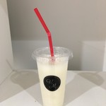 ブイツーアンドエム バイ フルーツバーアオキ - 