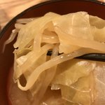 オーガニックハウス - もやしとキャベツの味噌汁