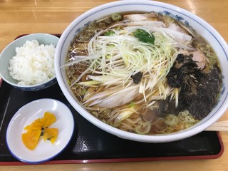 Menkoubou Zen - 飛魚ネギラーメン大盛り+半ライス