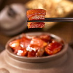 上海 小南国 - 家庭風 豚肉の醤油煮込み