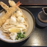 Sanukiudomban - こんぴらごぼうぶっかけうどん(800円)