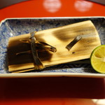 美山荘 - 子持ち鮎杉板焼き