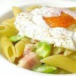 ボラーレ - 3月のランチパスタ1品。空豆のカルボナーラ。