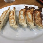 大三元 - ニンニクが効いた絶品餃子をおかずにタンメンを喰らう!!ころ最高