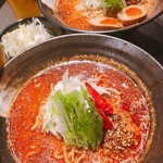 香氣 四川麺条 - 