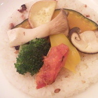 ガーデンキッチン かるめら - カレーには五穀米にタップリの野菜が