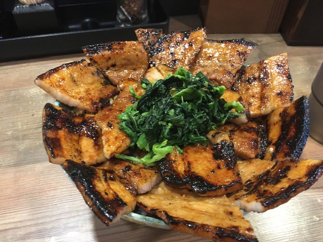 どんぴしゃり 早稲田 メトロ 豚丼 食べログ どんぴしゃり 早稲田 メトロ 豚丼 食べログ