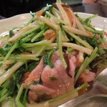 中華酒膳 幸龍 - （2012/1月）「豚肉と豆苗炒め」