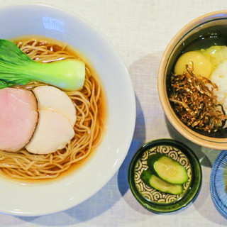 ランチタイム限定のお得なセット