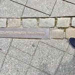 Ristorante YAMAZAKI - ベルリンの壁の跡は市内を横切っていた