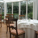 エルガーハウス - 着席からの中庭#1