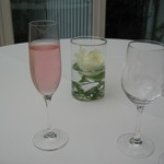 エルガーハウス - ノンアルコール－ローズマリーのカクテル