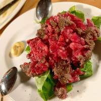 カルネジーオ イースト - 