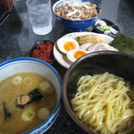 縁者 - 特製つけめん＋チャーシュー丼＋海老辛味、２０１２，２