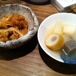 博多磯ぎよし - お通し♪ミニおでんとチキン南蛮漬け