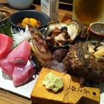 博多磯ぎよし - 刺し盛り♪鈴のお皿ででてきました(^^)
