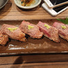 勢 - 料理写真:横浜牛の寿司(4カン)＋1カン追加