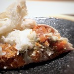 菊鮨 - 身も甘くて美味しいですけれど、内子も濃厚な味わいで美味しい。