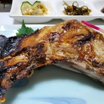 創作割烹 潮乃美 - ぶりかま