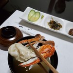 創作割烹 潮乃美 - 渡りガニたっぷりの味噌汁です。