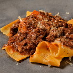 FUGA - 黒毛和種あおもり牛のボロネーゼ～パッパルデッレ～