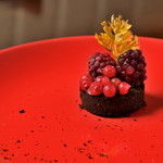 FUGA - 弘前市ベリーを乗せたサラメ・ディ・チョコラート