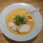 くぼた製麺処 - 豆乳と鶏白湯のらーめん 850円