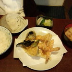 天久 - 天ぷら定食（並）(1700円）