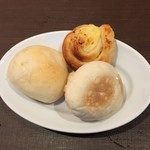 鎌倉パスタ - 食べ放題のパン