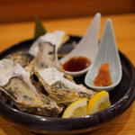 炭火焼鳥 十炭 - 牡蠣食べ比べ