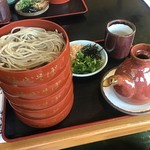 手打 神代そば - 割子そば（5枚）