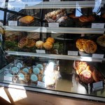 La Renaissance Café Pâtisserie - ショーケース