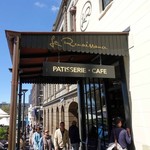 La Renaissance Café Pâtisserie - ラ・ルネッサンス・パティスリー・アンド・カフェ