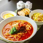 4 Tantanmen and half fried rice set