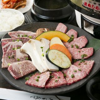 Enjoy all-you-can-eat and drink of carefully selected high-quality meat and your favorite alcoholic beverages!