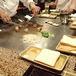 鉄板焼ステーキ 一ッ葉ミヤチク - 