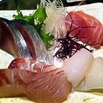 酒盃 - 鯖の刺身