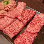 Yakiniku Tonya Gyuu Shougun - 