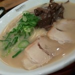 博多新風ラーメン食堂 - 