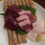 京の大衆酒場 辰五郎 - 馬刺しの３種盛り