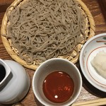 手打ち蕎麦　山がた - 辛味大根蕎麦935円、大盛りです