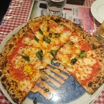 DUOMO - メチャ旨いマルゲリータ(>_<)