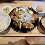 Jimbou Chou Meiji Yasa-Do - 鳥の唐揚げユーリンチー定食900円