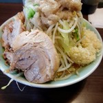 かじろうramen7 - ラーメン小750円　野菜増し、にんにく、あぶらマシマシ