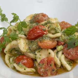 为您提供搭配橄榄油风味的地中海料理。