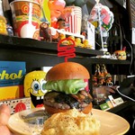 ICON - ベーコンセサミバーガー¥1650