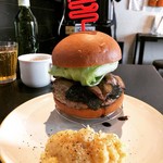 ICON - ベーコンセサミバーガー¥1650