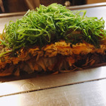 Hiroshima Okonomiyaki Okotarou - おこたろう名物焼 1250円