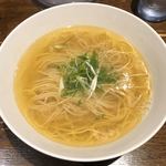 支那そばや - 「美瑛産小麦の塩らぁ麺」1000円